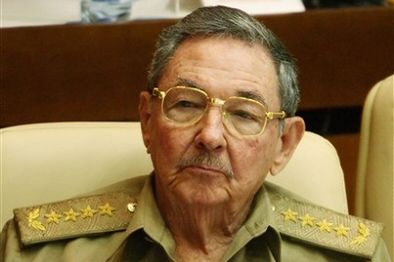 Castro zniósł zakaz używania komórek na Kubie