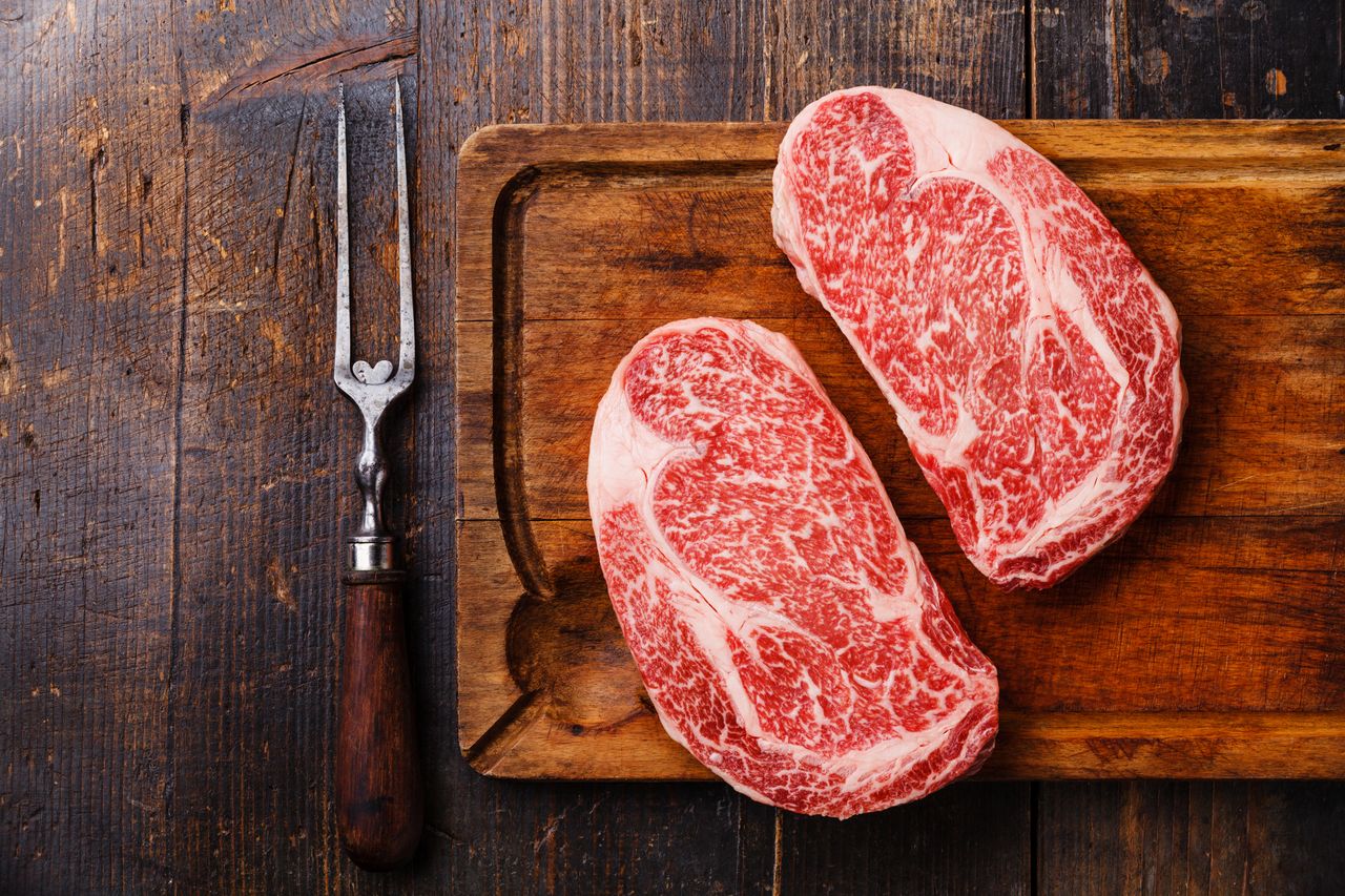 Wołowina wagyu podbija Polskę. Mięsny przysmak z "MasterChefa"
