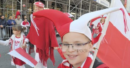 Nie tylko w Dzień Flagi. Barwy narodowe można eksponować przez cały rok, ale trzeba pamiętać o zasadach