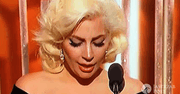 Lady Gaga dostała Złoty Glob! Gwiazda nie kryła łez