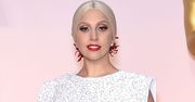 Lady Gaga na oskarową galę wybrała bardzo charakterystyczny dodatek. To z pewnością przejdzie do historii imprezy [zdjęcia]