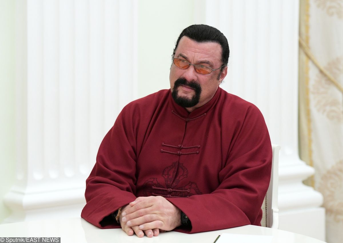 Steven Seagal wyszedł w trakcie wywiadu. Obraził się po pytaniu o molestowanie seksualne