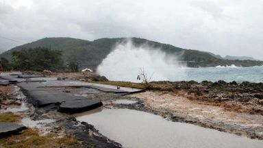Huragan Ivan niszczy wszystko, co napotka