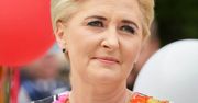 Agata Duda przebrana za kaktusa promuje bezpieczne wakacje. Zawsze stylowa Pierwsza Dama tym razem została skrytykowana za strój. Wpadka?