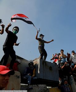 Irak zamyka granicę z Iranem. Masowe protesty