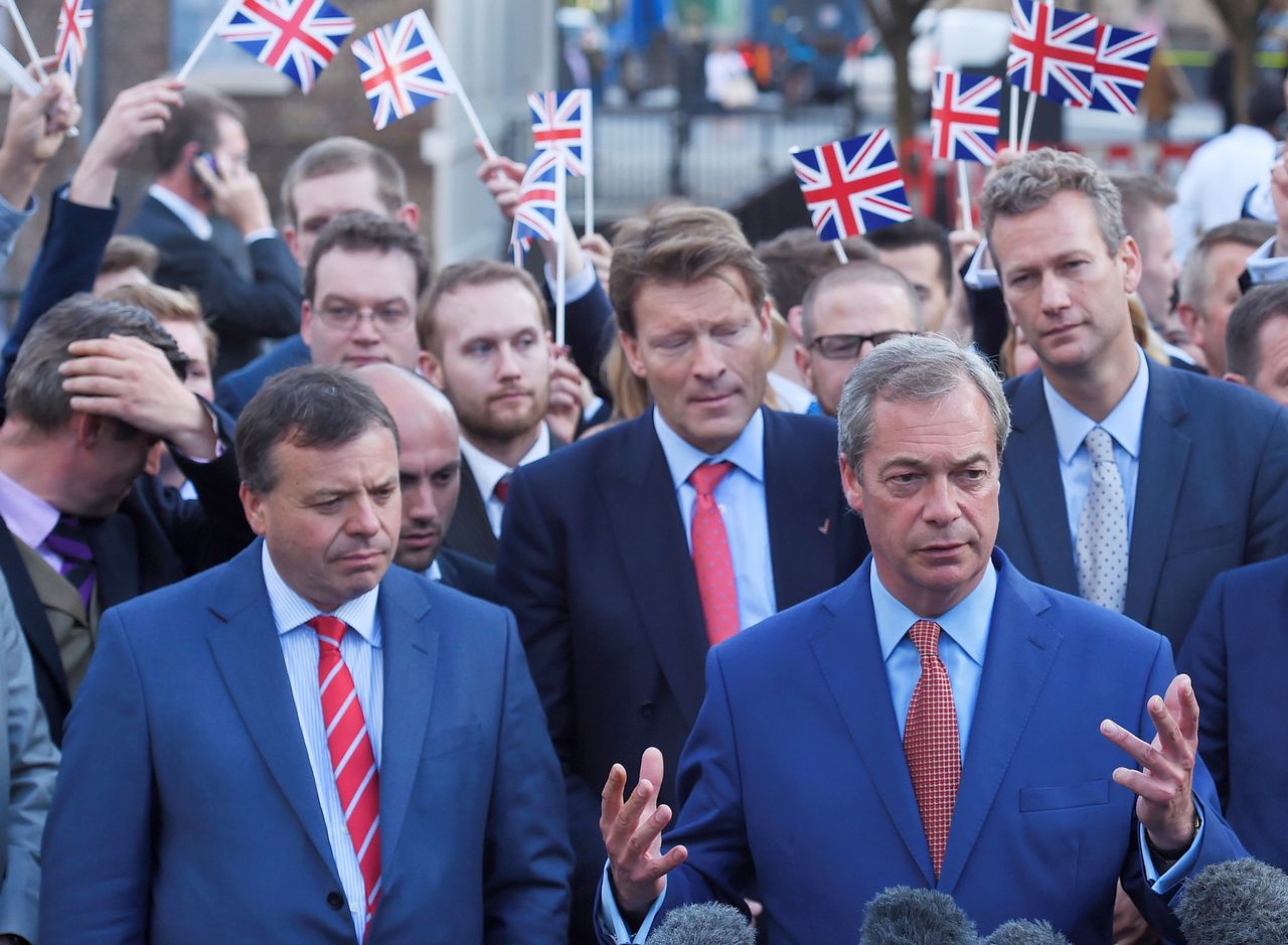 Nigel Farage "utrzymankiem" prorosyjskiego milionera? Ujawniono źródło finansowania