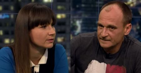 Paweł Kukiz nie panuje nad sobą. Przerwał wywiad w TV Republika i wulgarnie obraził dziennikarkę wychodząc ze studia [wideo]