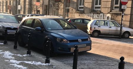 Karton na atrapie chłodnicy naprawdę pomaga? Zapytaliśmy was o zdanie