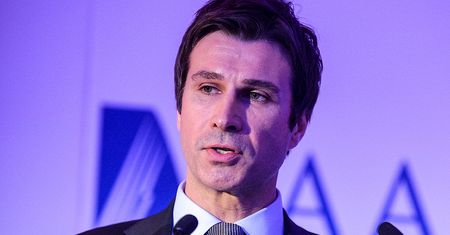 Marcin Makowski: dwie twarze Greya, jedna twarz ministra