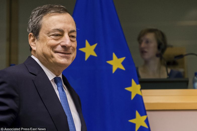 Mario Draghi stoi na czele Europejskiego Banku Centralnego.