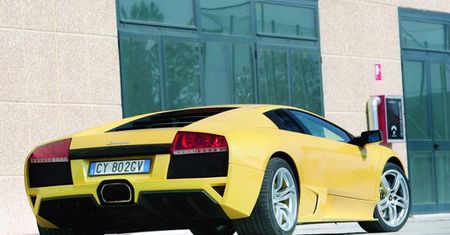 Płonące Lamborghini