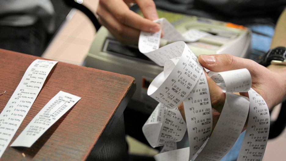 Poseł PiS chce, by na paragonach było oznaczenie, który produkt jest z Polski