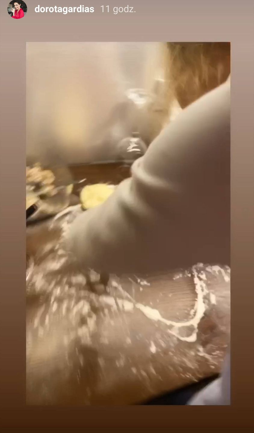 Dorota Gardias spędza czas z córką w kuchni