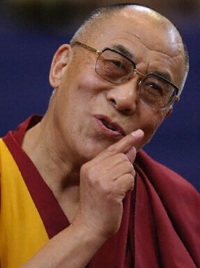 Dalajlama: nie można zrzucać wszystkich nieszczęść świata na Saddama