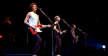 Ten zespół to legenda. Co wiecie o "Dire Straits"?