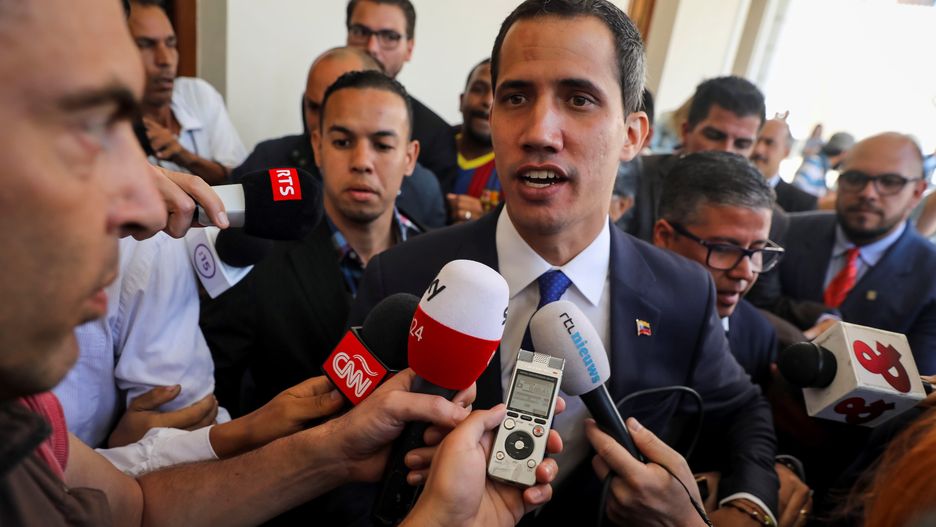 Juan Guiado krytykuje  Nicolasa Maduro po aresztowaniu deputowanego