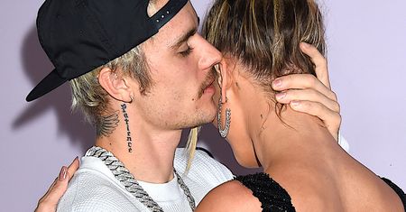Justin Bieber świntuszy z Hailey w komentarzach. Szybko ostudziła rozpaloną do czerwoności wyobraźnię męża
