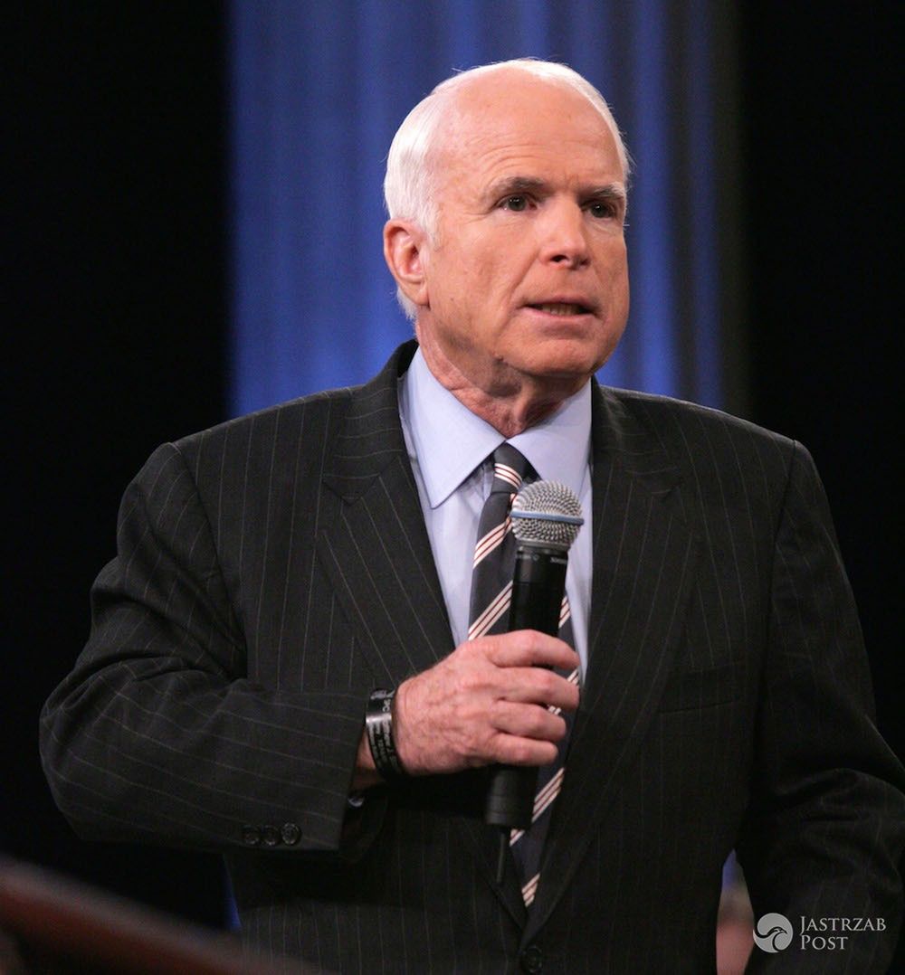 John McCain walczy z nowotworem