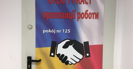 Liczba cudzoziemców w Polsce spada. ZUS podał nowe dane