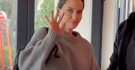 Angelina Jolie odwiedziła Lwów. Reakcja ukraińskiego chłopca na widok gwiazdy już jest hitem Internetu