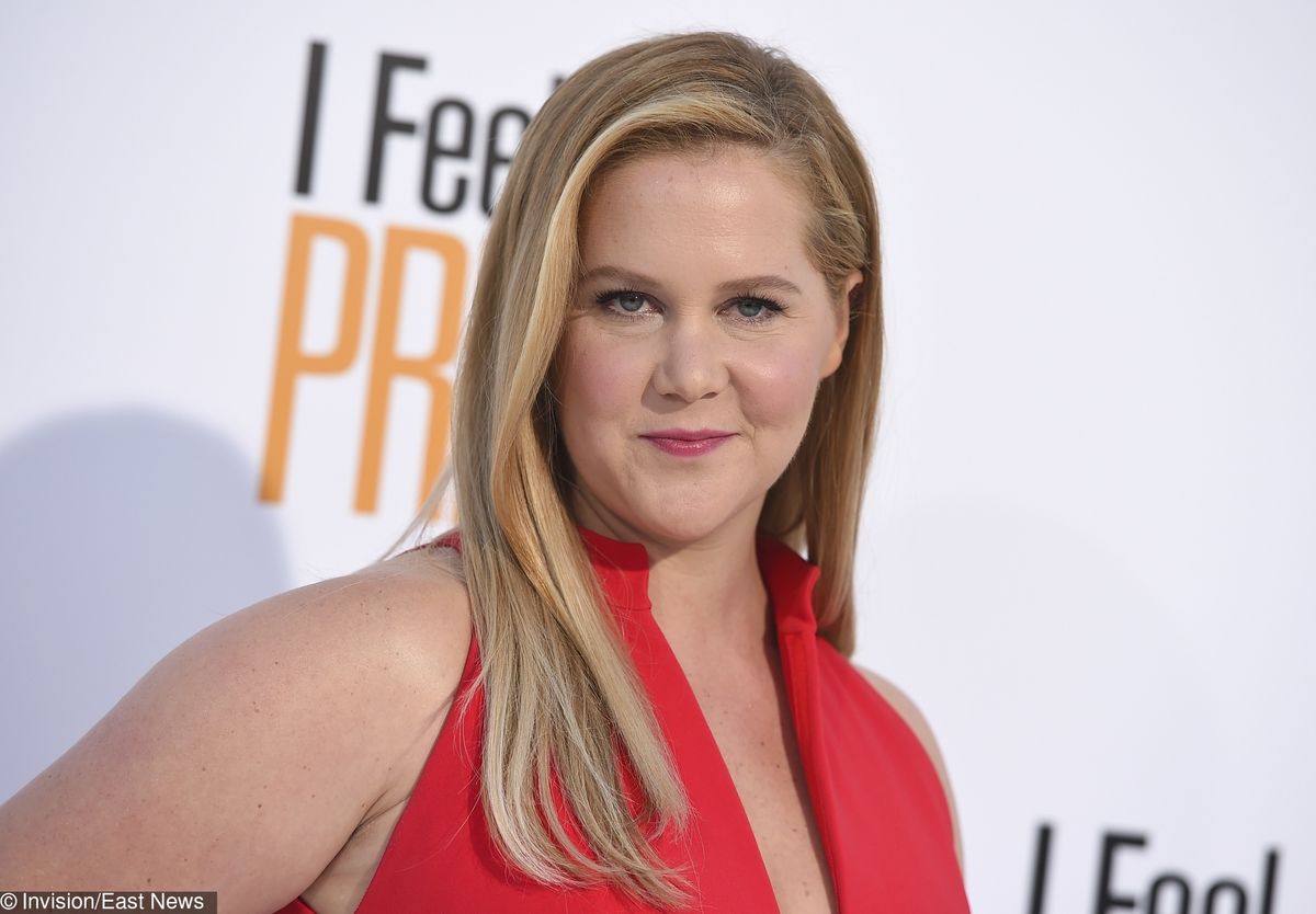 Amy Schumer zaatakowana przez fanów. Kontrowersje wywołała stylizacja na spacer z dzieckiem