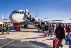 Ryanair chce walczyć z pijanymi pasażerami. Proponuje ograniczyć sprzedaż alkoholu na lotniskach