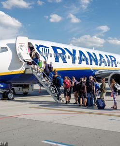 Pechowy lot Ryanaira z Barcelony do Modlina. "4 próby startu i awantura"