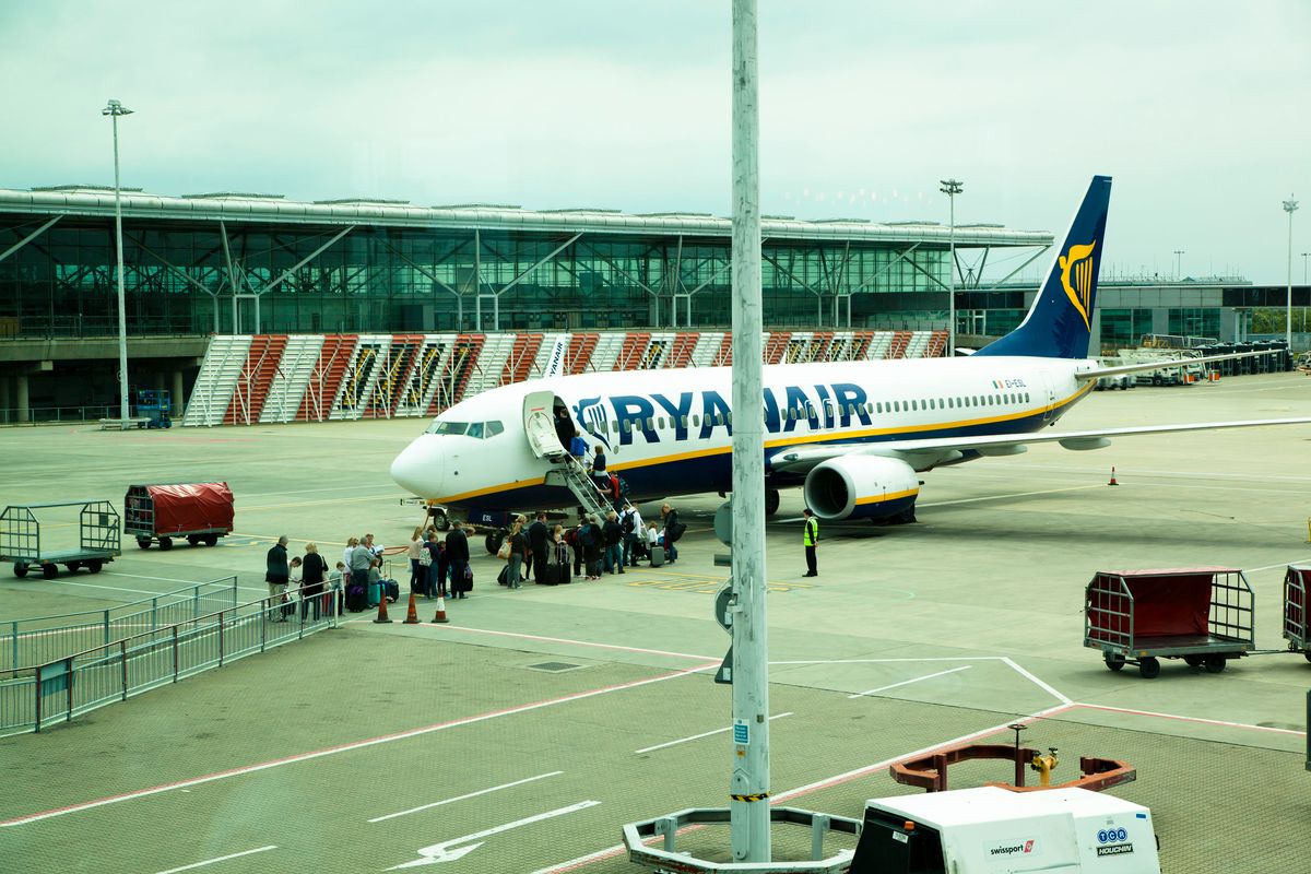 Ryanair zawiesza 18 tysięcy połączeń już od listopada. Także te z Polski