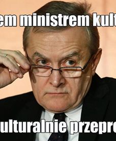 Gliński udziela wywiadu, internauci komentują