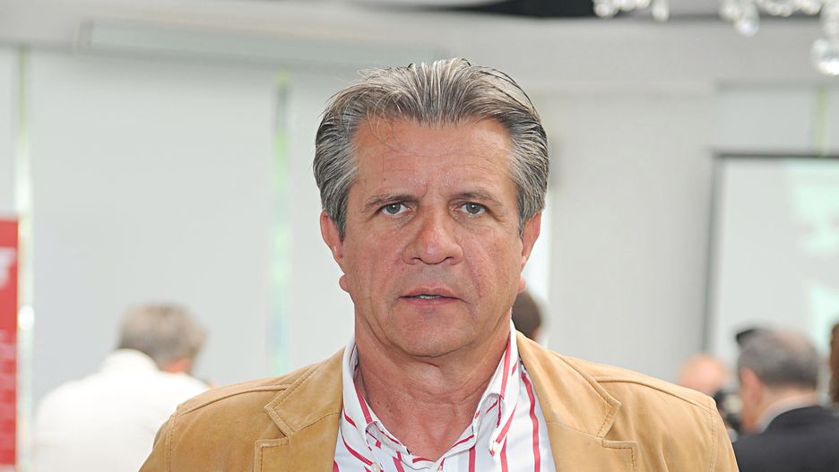 Zygmunt Chajzer przez wiele lat reklamował proszek do prania Vizir. 