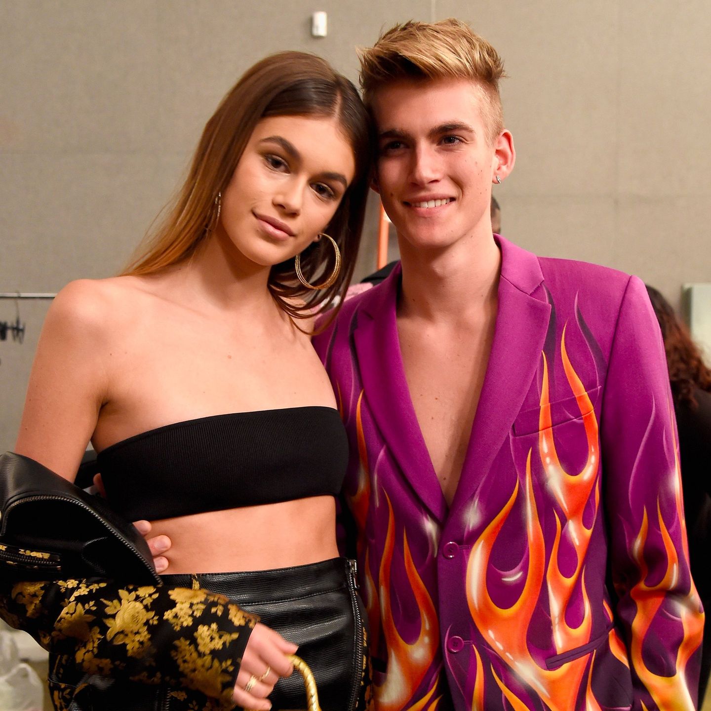 Kaja Gerber w Moschino