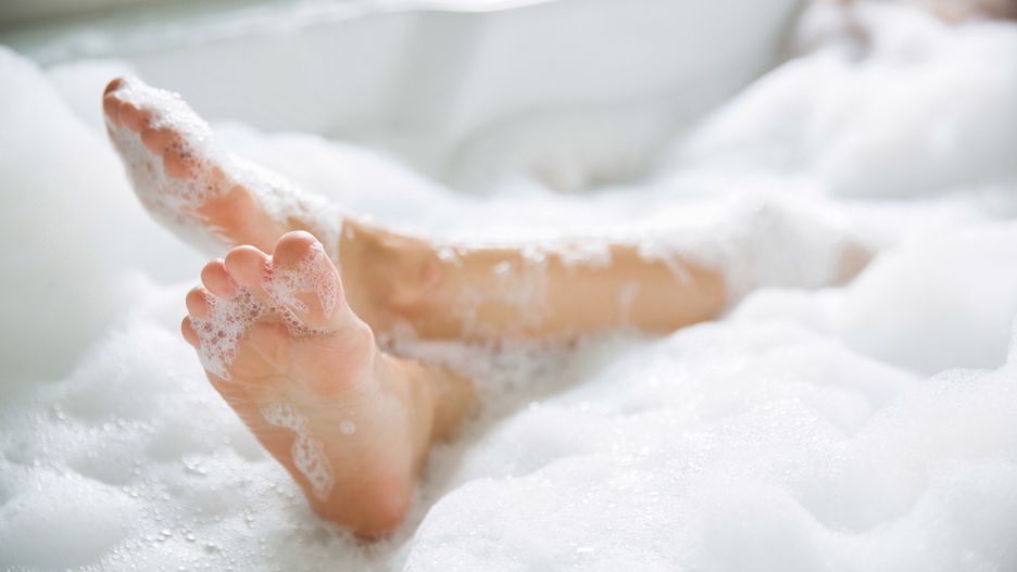 Kąpiele rozgrzewające są polecane zwłaszcza jesienią