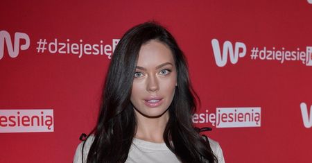 #dziejesięjesienią. Seksowna Edyta Zając na konferencji Wirtualnej Polski