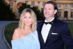 Radosław Majdan przegrywa z falami. Małgorzata Rozenek nie może powstrzymać śmiechu