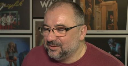 Były rzecznik policji został stand-uperem. Krzysztof Hajdas: na scenie przemycam też trochę historyjek z policji