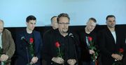 Twórcy na uroczystej premierze filmu Adama Sikory pt. "Autsajder”. Film w kinach od 13 grudnia