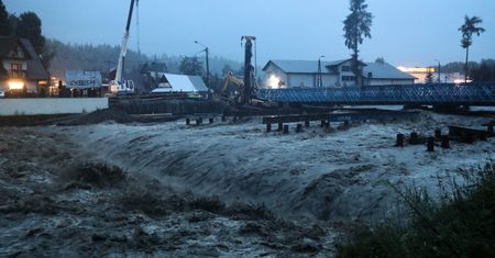 Biały Dunajec. Całą noc trwała walka o most na Zakopiance