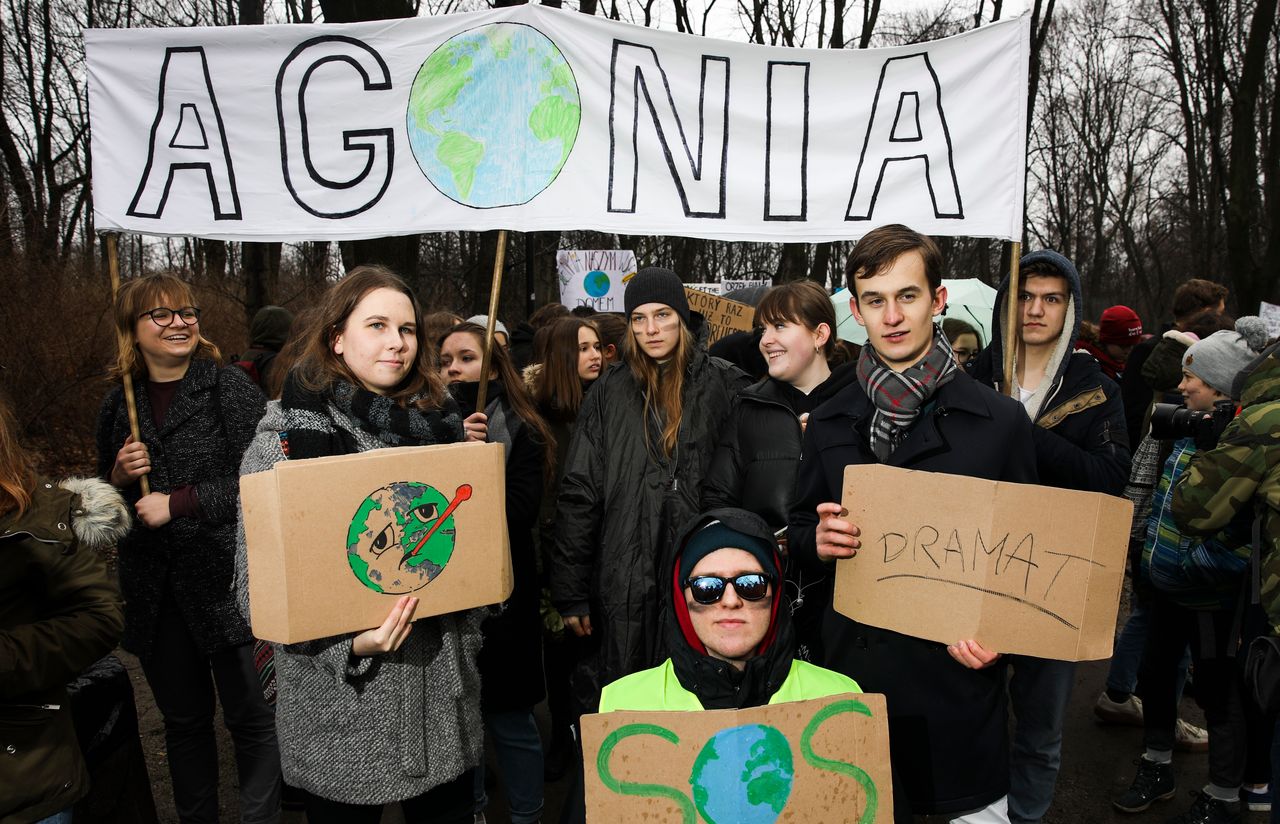 Młodzieżowy Strajk Klimatyczny. Protesty w całej Polsce, uczniowie wyszli na ulice