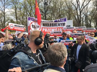 Protest taksówkarzy. Uber też krytykuje projekt ustawy
