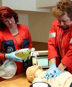 Pielęgniarka i plażowicze uratowali tonącego mężczyznę. "Nie miałam żadnego sprzętu"