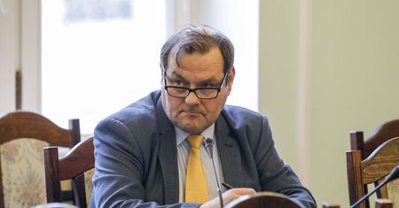 Ostrzeżenie przed poglądami posła Roberta Majki