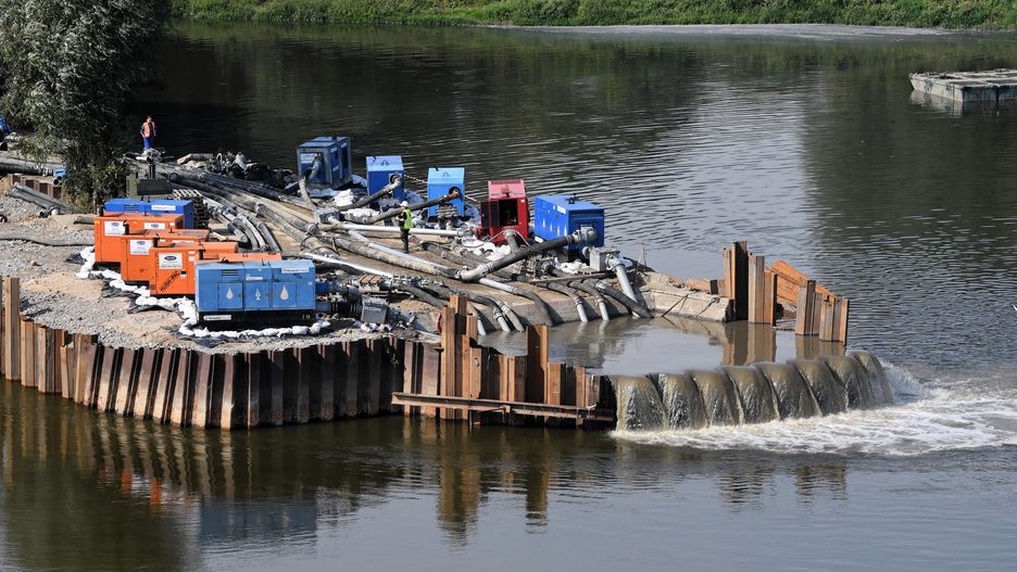 Warszawa. Po awarii oczyszczalni ścieków Czajka nieczystości znów trafiają do WIsły
