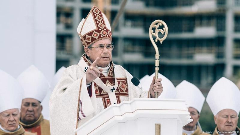 Prezes Radia Gdańsk zdecydował nie przyznawać w tym roku nagrody Złotego Klakiera. Wszystko przez "Kler"