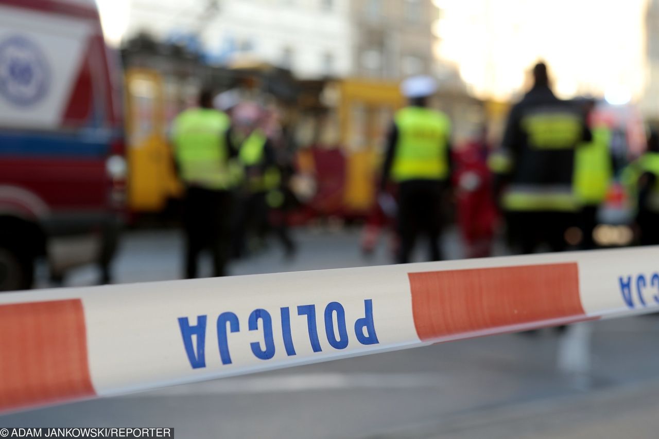 Seria poważnych wypadków w Warszawie. Zderzenie dwóch tramwajów, kolizja autobusu