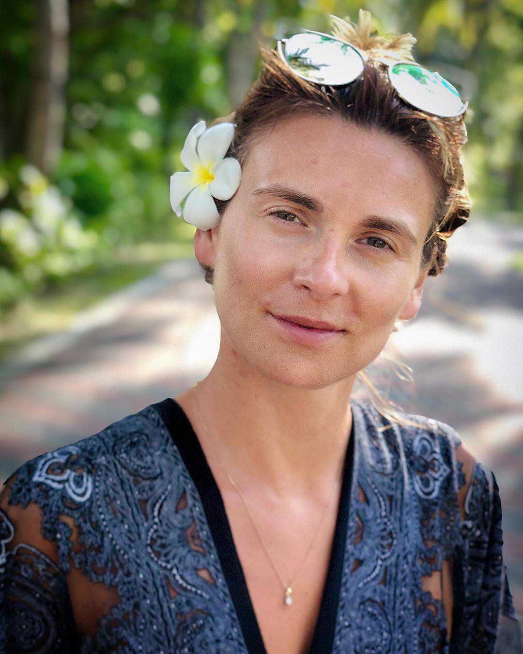 Kajra bez makijażu