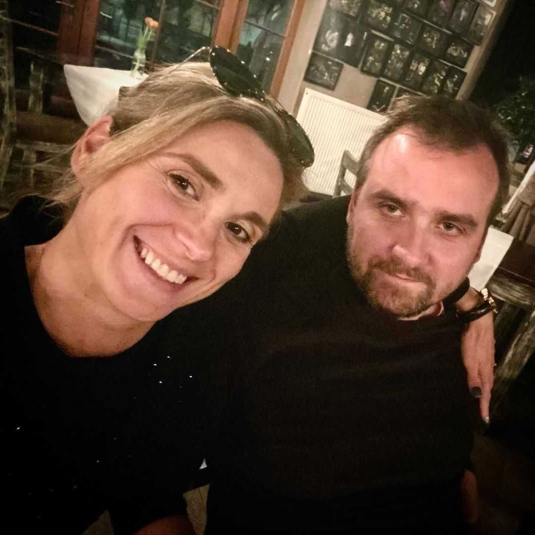 Kajra pokazała brata