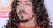 Michał Szpak przeszedł samego siebie! Na nagraniu zrobił się na Jezusa z tęczową aureolą i naraził się fanom!