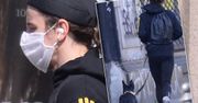 Zakamuflowany Michał Szpak na spacerze z psem. Z maseczką na twarzy i taką fryzurą był nie do poznania