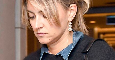 Fanka zrugała Karolinę Szostak pod nowym zdjęciem. Musiało być jej głupio, gdy przeczytała odpowiedź gwiazdy