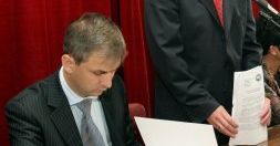 Zarząd SLD rozważa poparcie Borowskiego